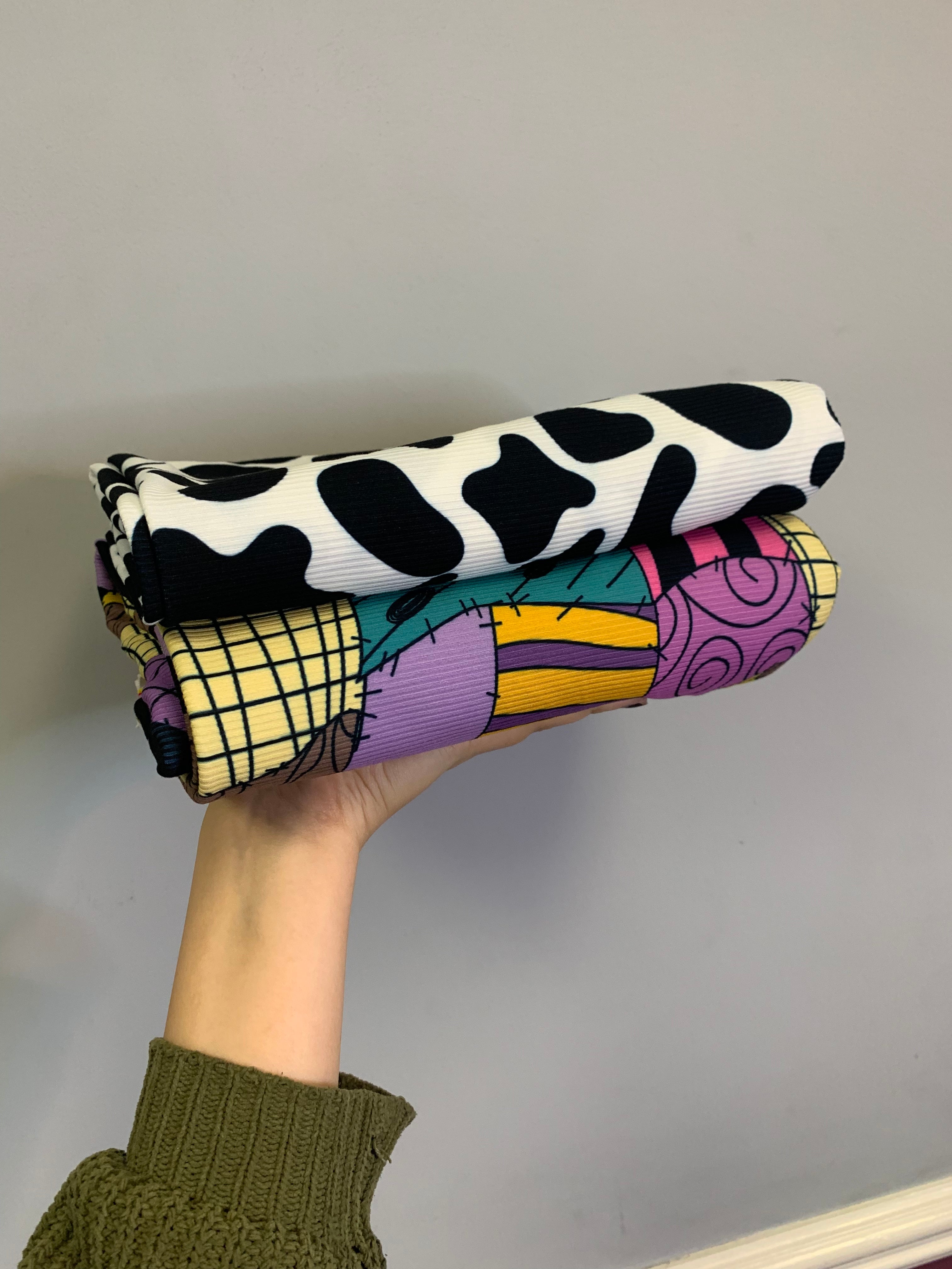 Unlocking Success: Your Guide To Selling Handmade Clothes Online